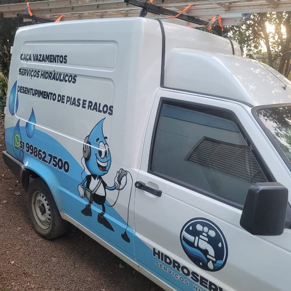 Unidade móvel da Hidroservice equipada para caça vazamento e serviços hidráulicos em Lajeado e região